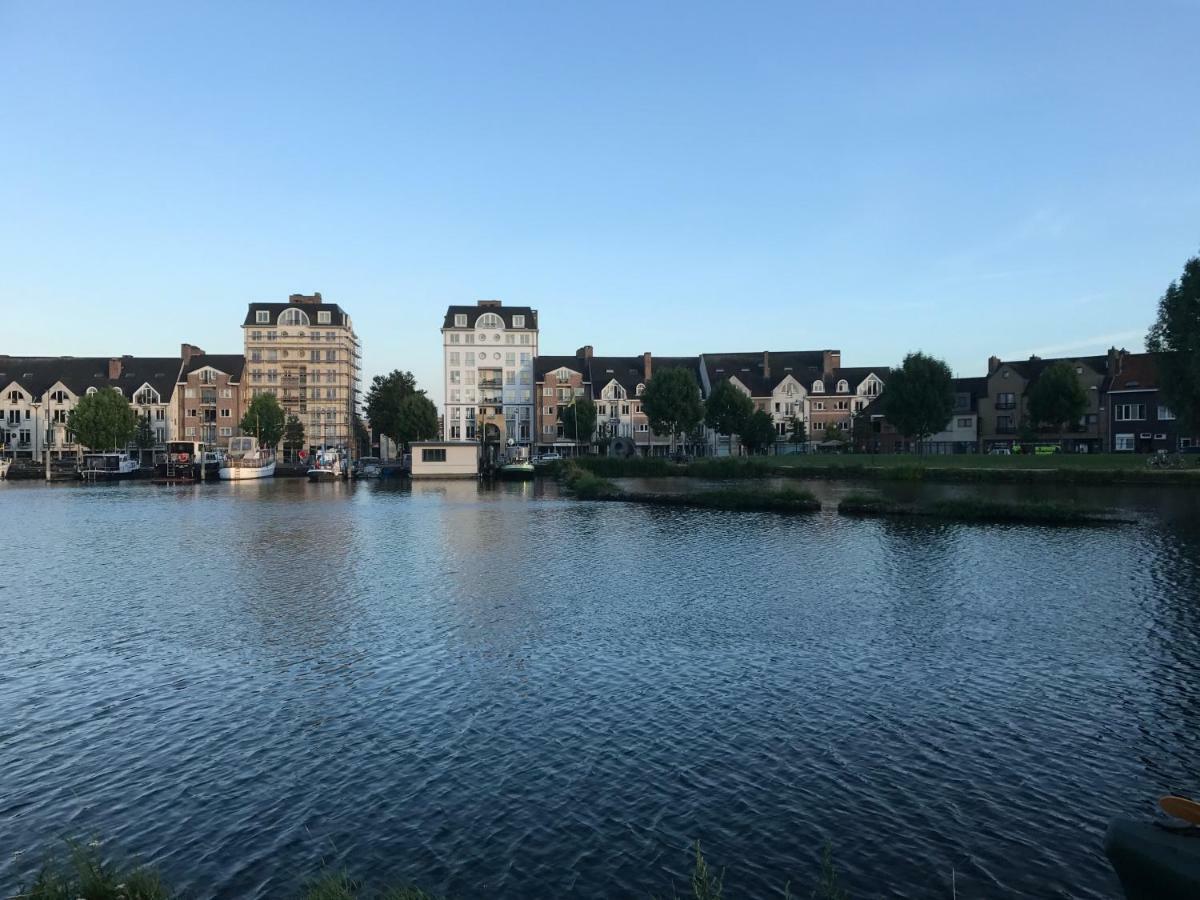 Comfortabel Dakappartement Met Zicht Op Jachthaven Тюрнхаут Экстерьер фото